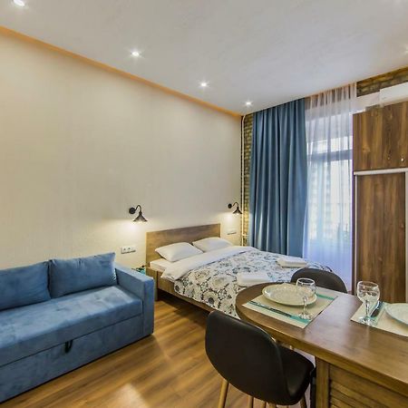 Kyiv Family Loft Leilighet Eksteriør bilde
